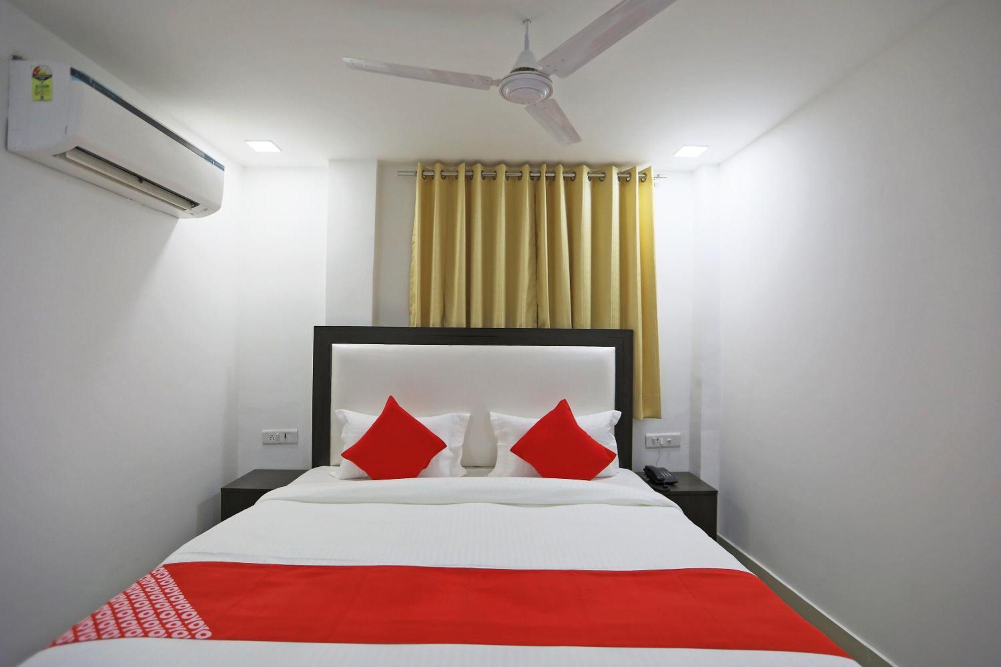 Townhouse South Lawn Hotel New Delhi Ngoại thất bức ảnh